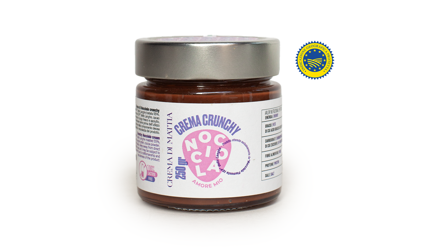 Krem z chrupiącymi orzeszkami laskowymi